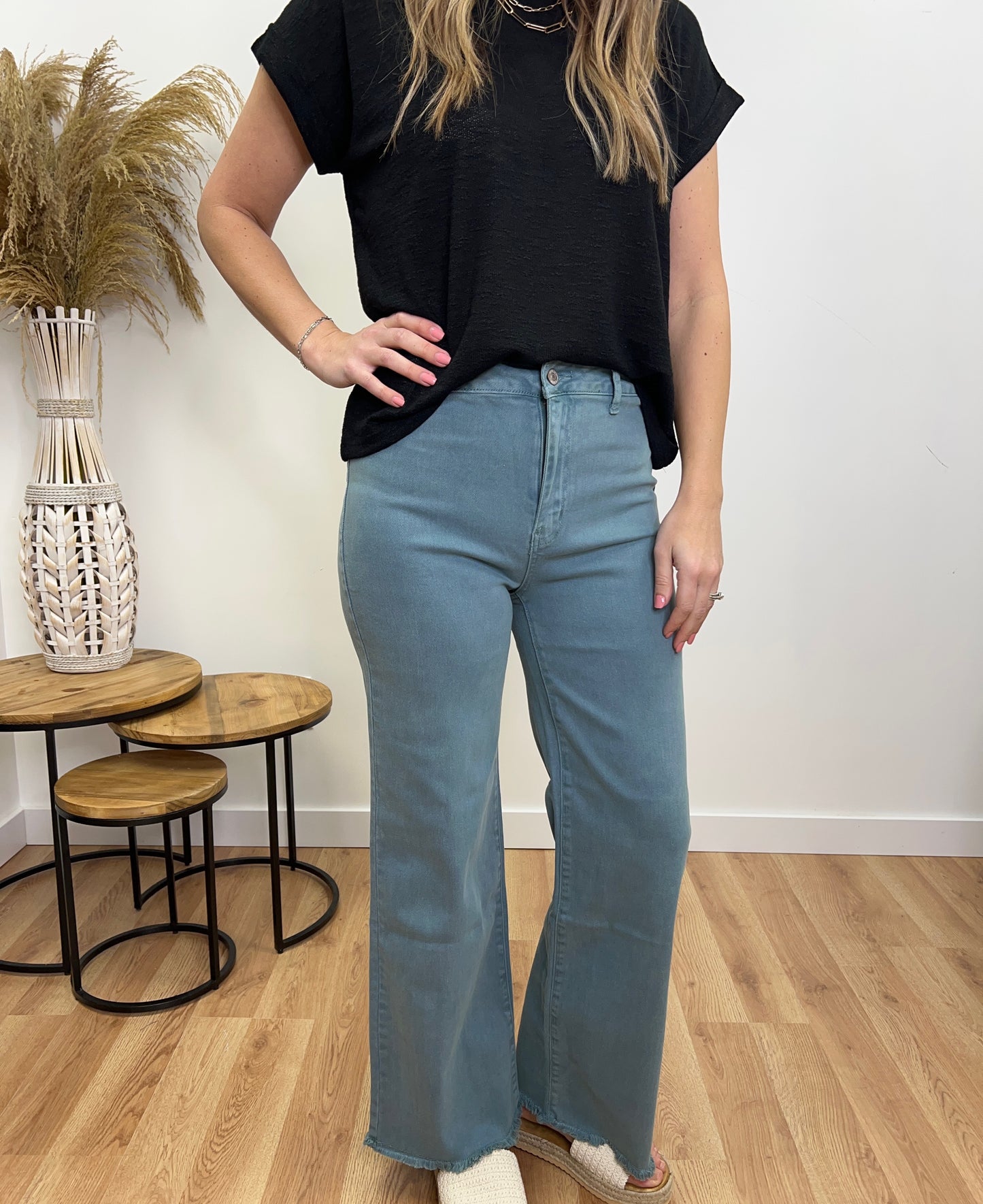 The Eden Cropped Stretchy Jeans