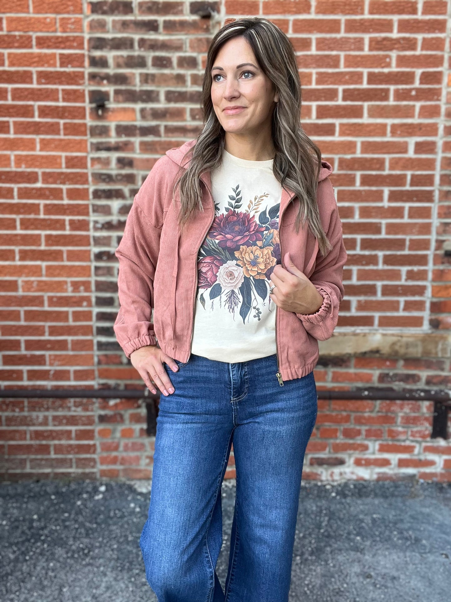 The Aster Graphic Flower Tee