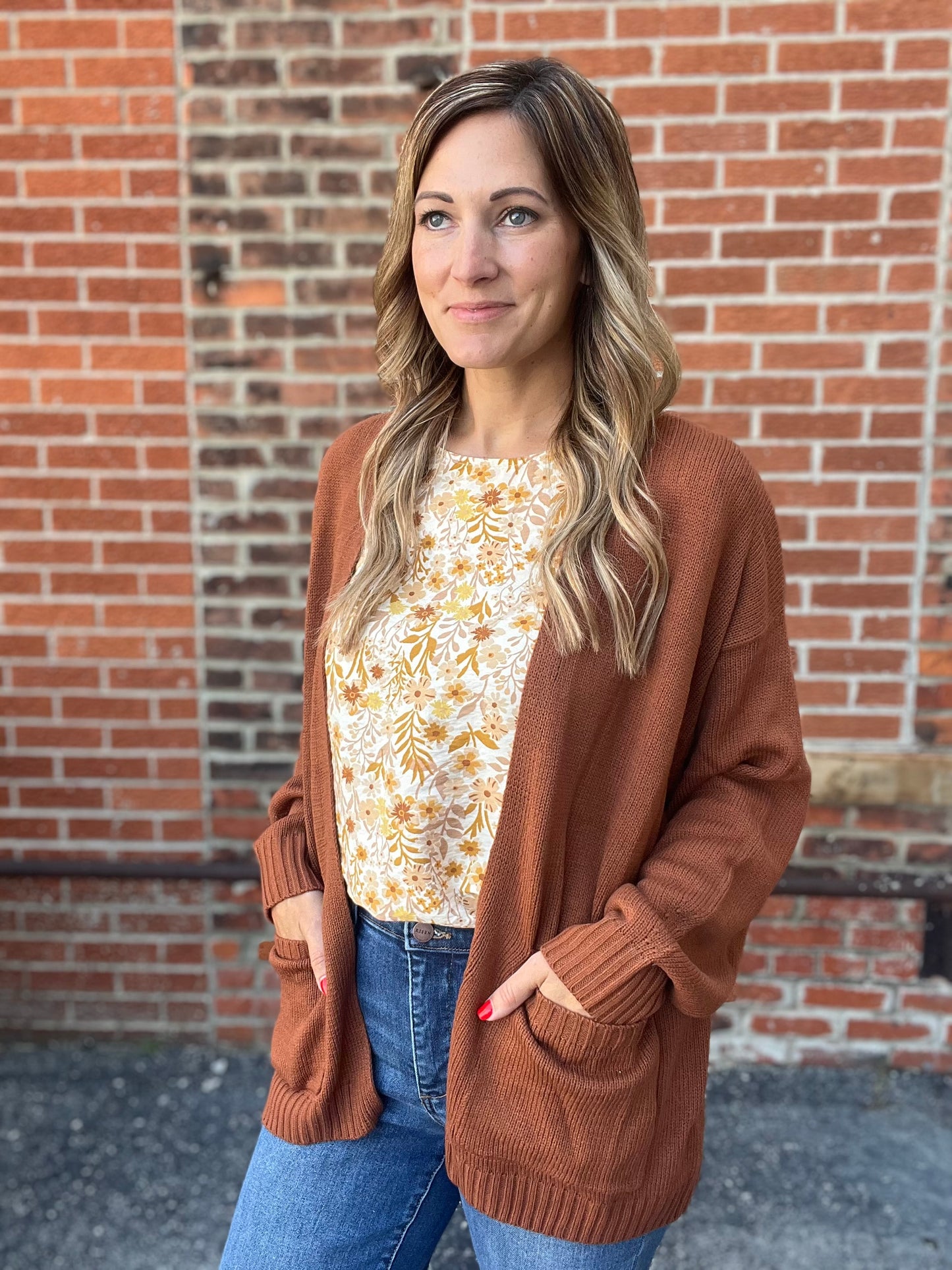 The Mealis Floral Printed Top