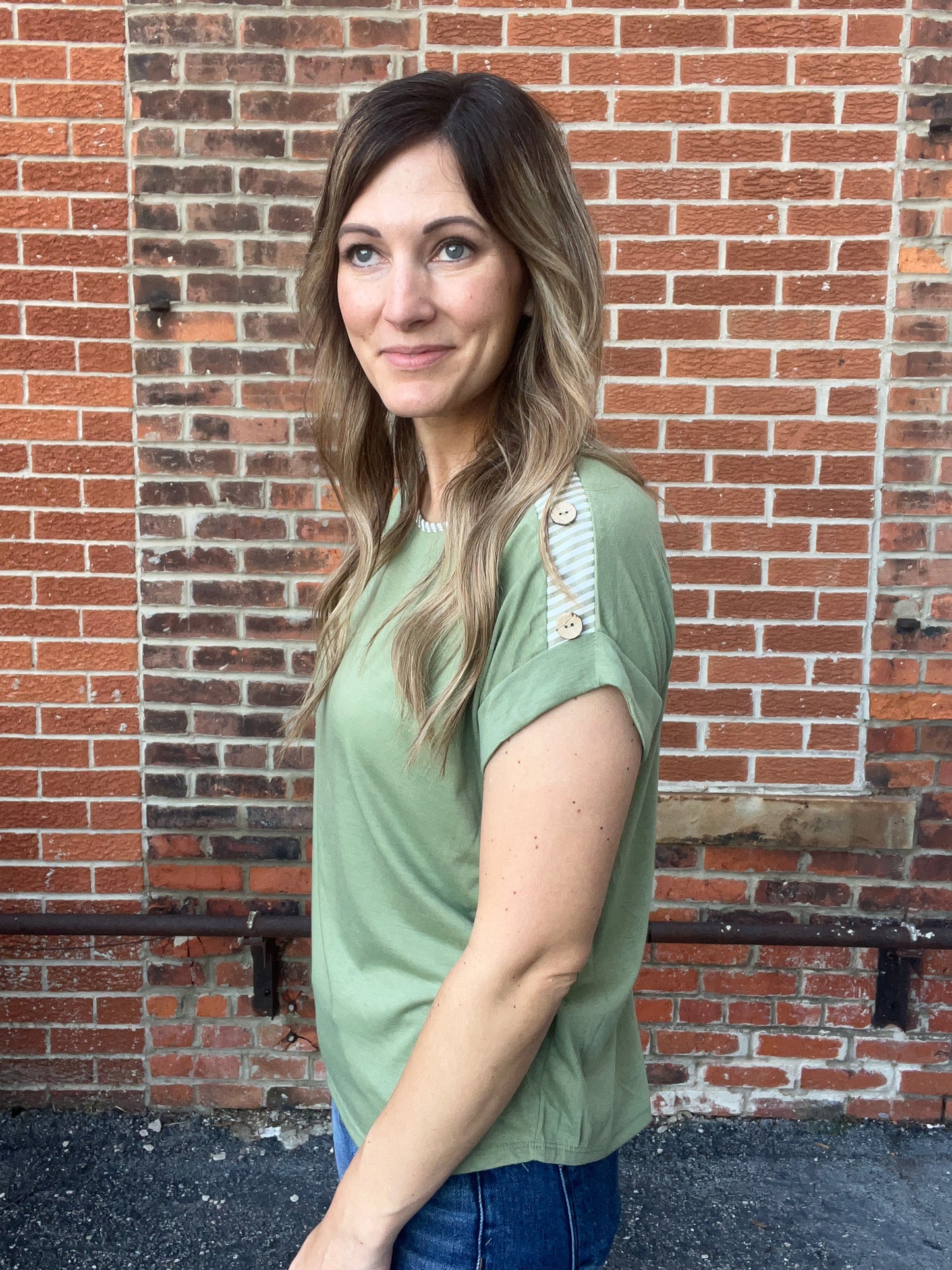 The Marlyn Basic Twist Top