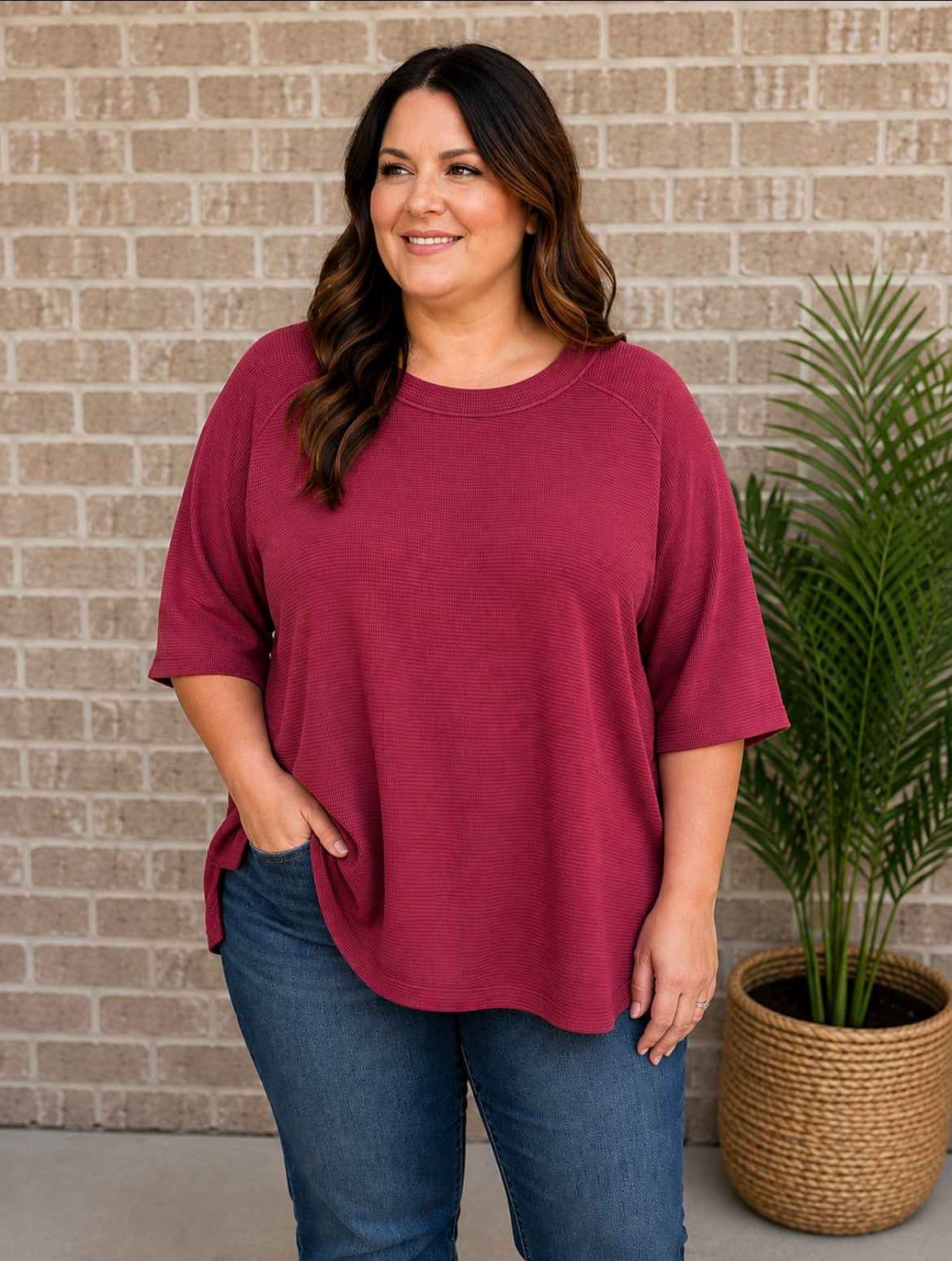 The Quent Curvy Textured Short Sleeve Top