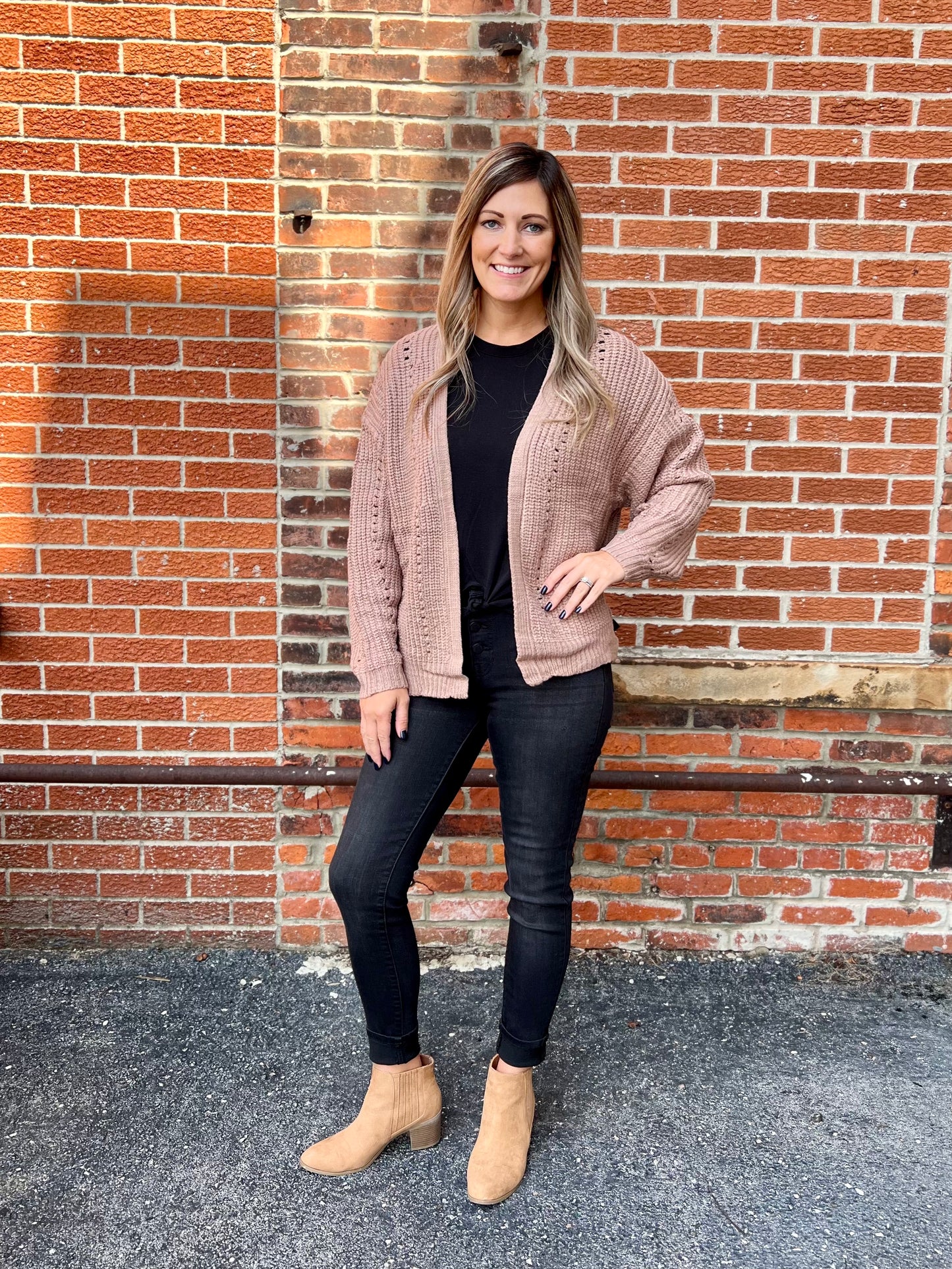 The Ehvya Cardigan