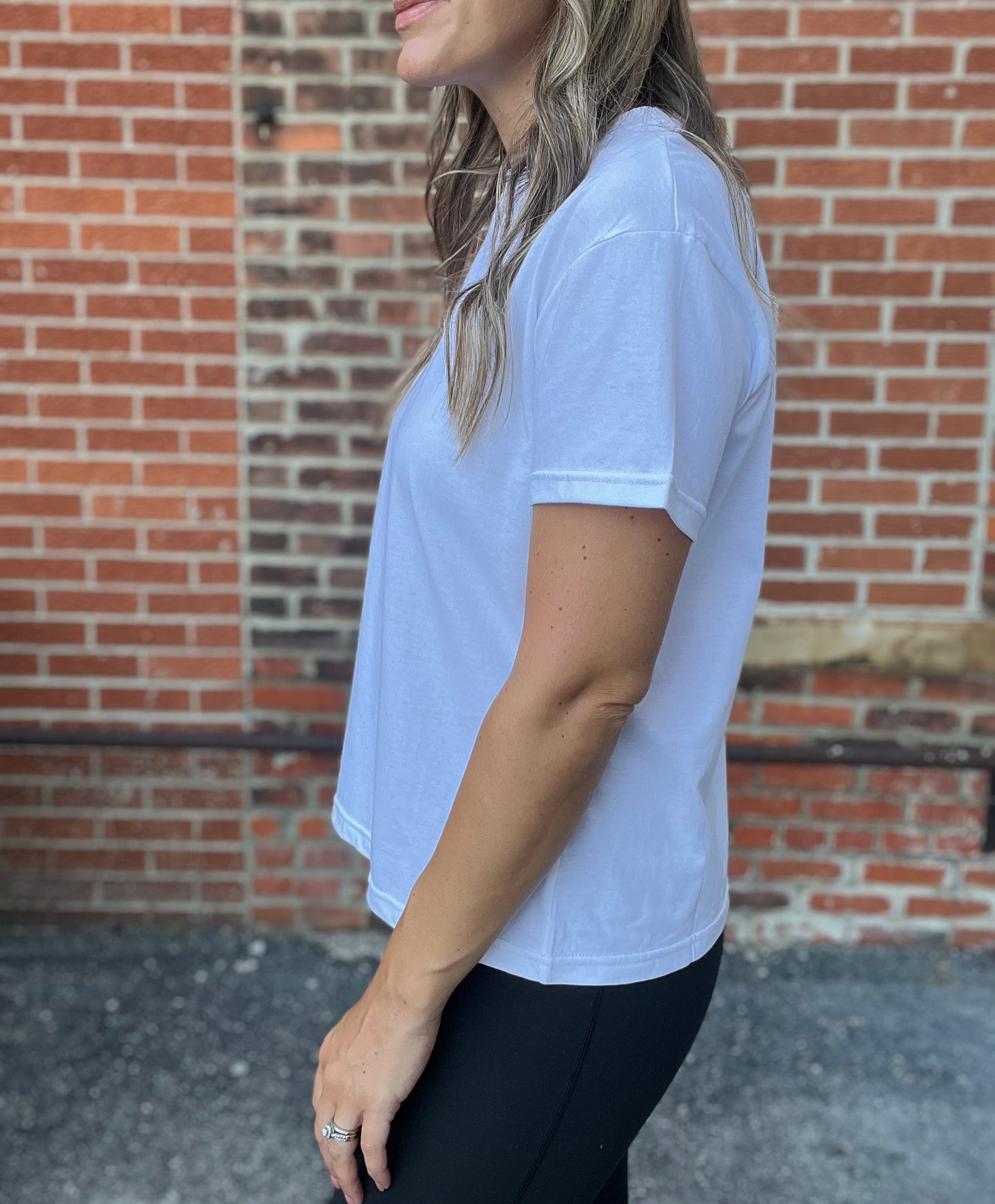 The Trace Round Neck Simple Short Sleeve