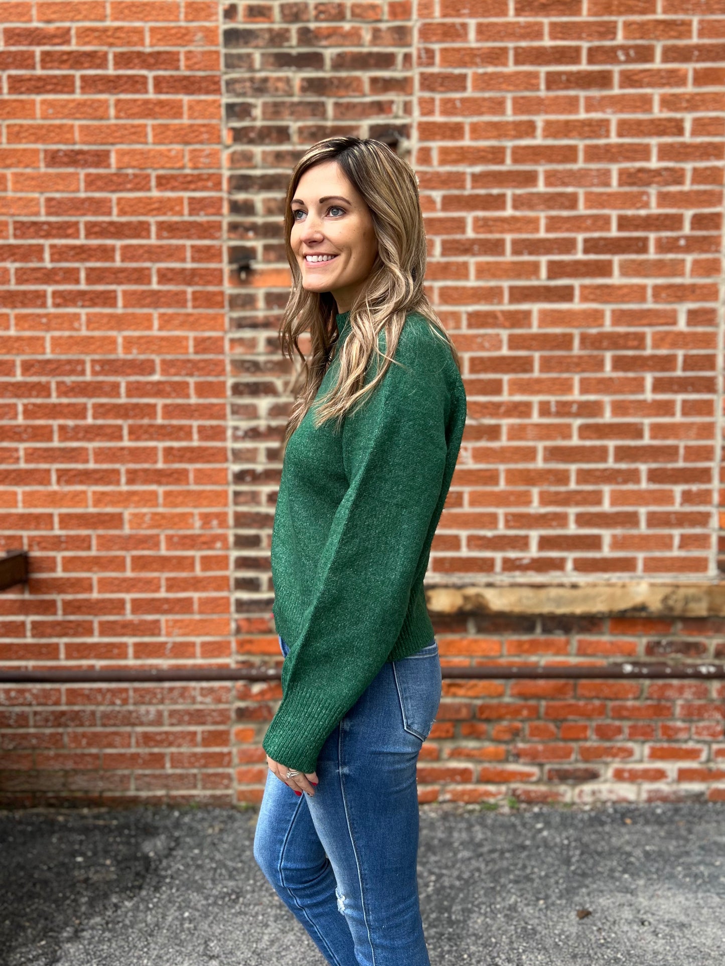 The Tamy Basic Sweater
