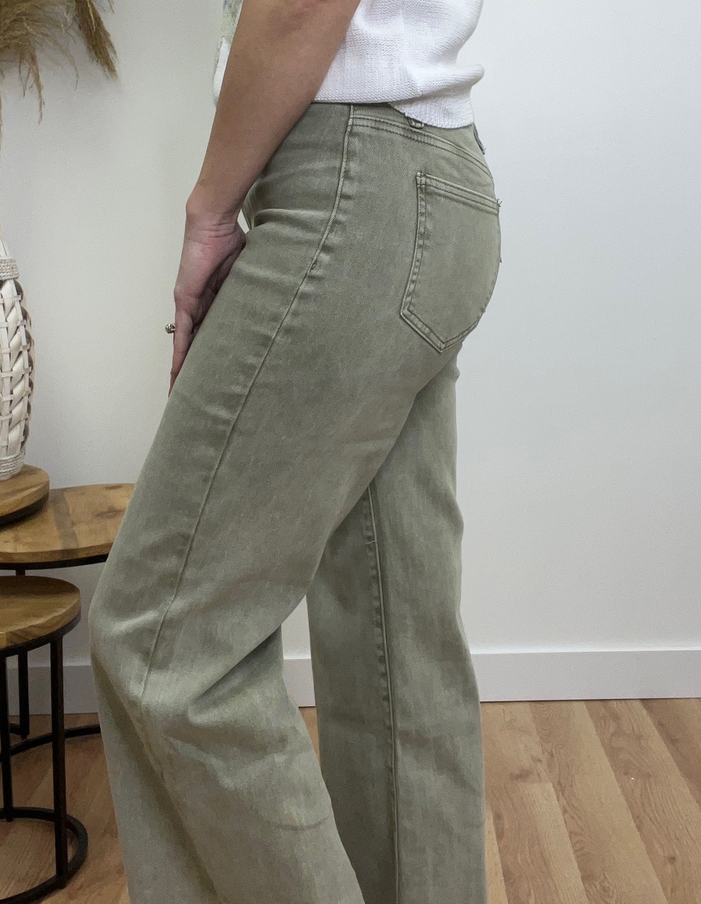 The Eden Cropped Stretchy Jeans