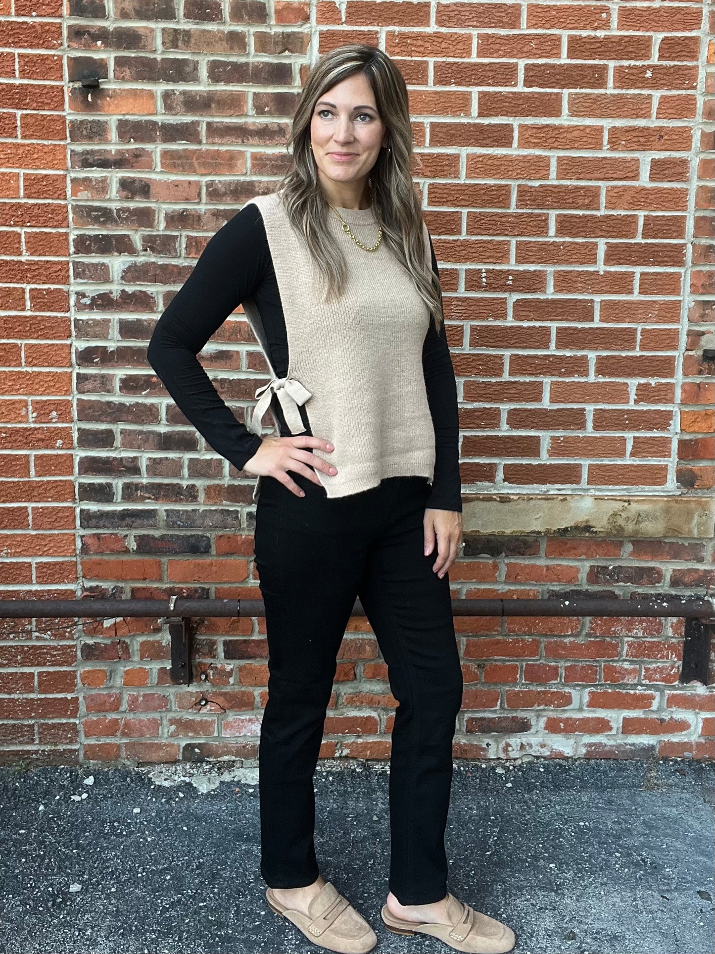 The Arwen Black High Ride Straight Jean