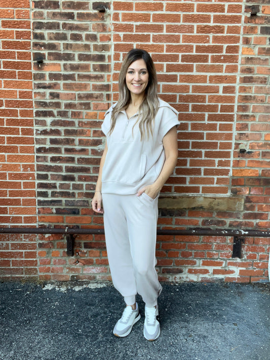 The Traveler Lounge Jogger Set