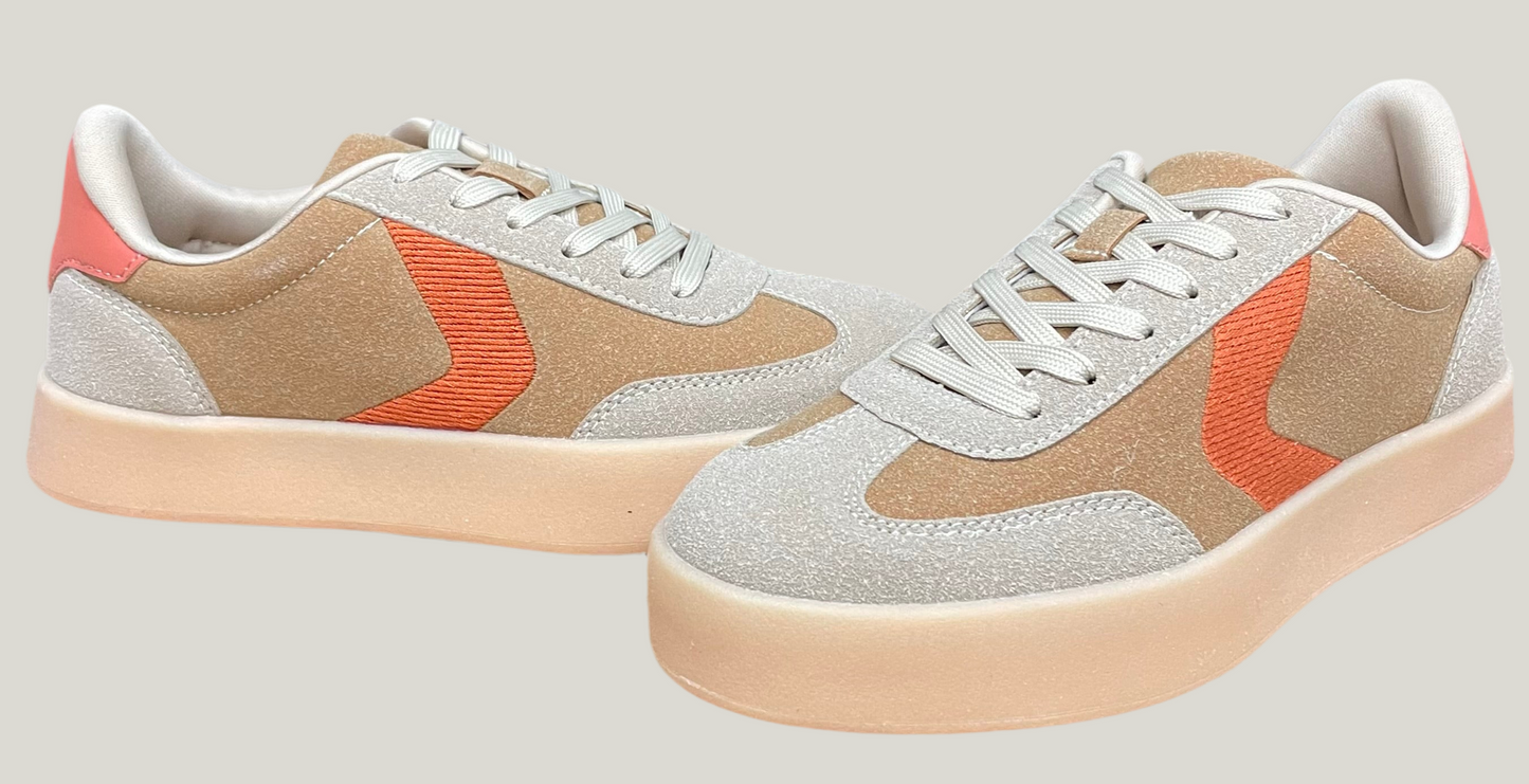 The Amberlynn Casual Sneakers