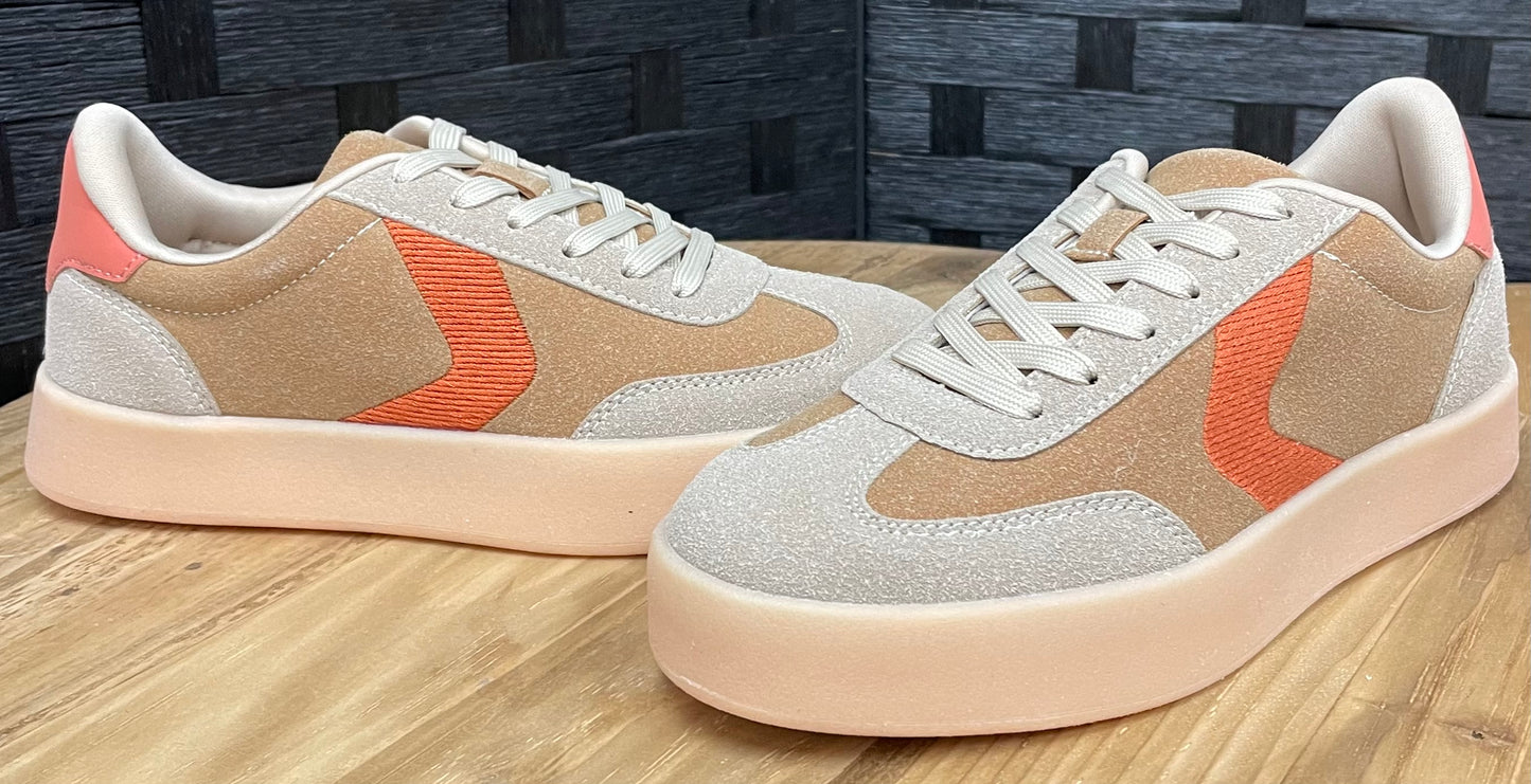 The Amberlynn Casual Sneakers