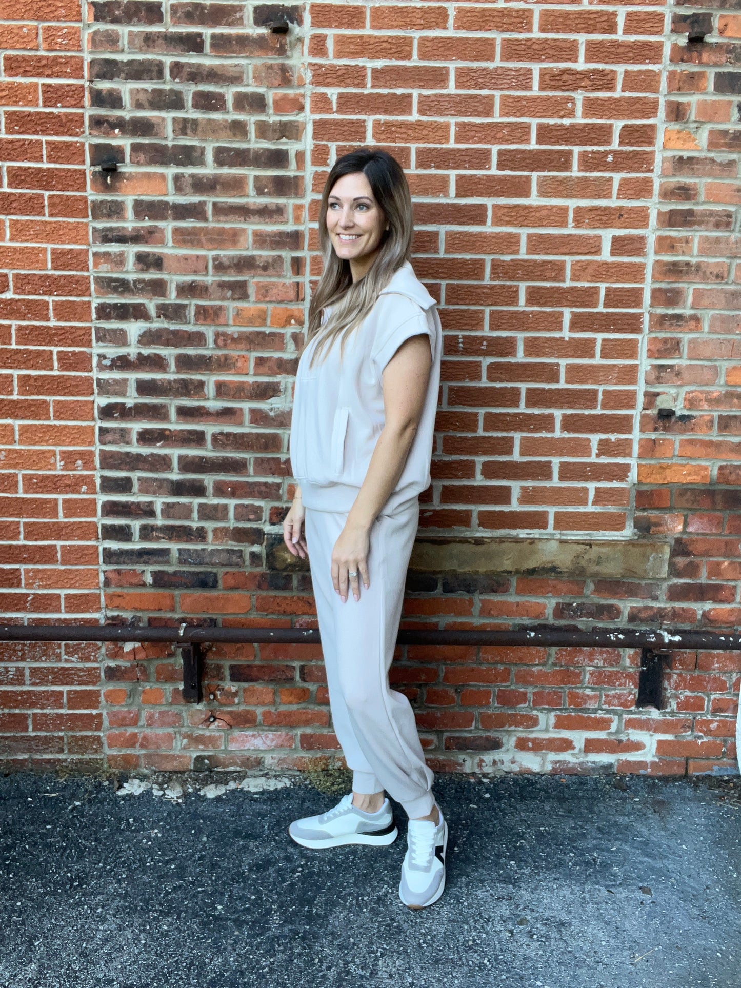 The Traveler Lounge Jogger Set