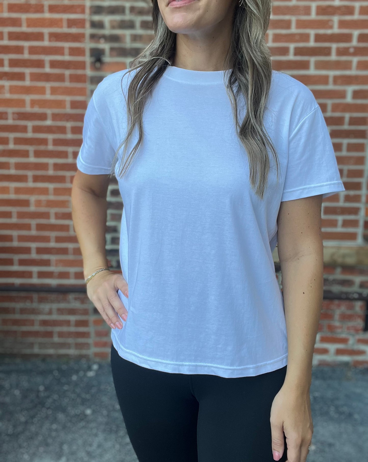 The Trace Round Neck Simple Short Sleeve