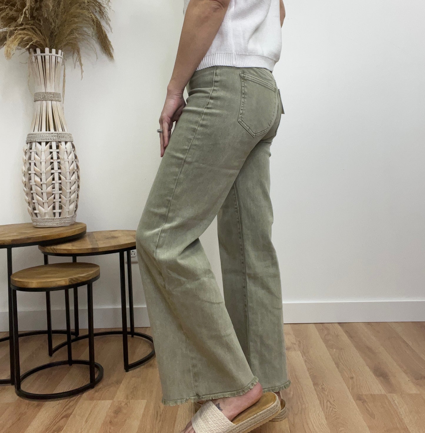 The Eden Cropped Stretchy Jeans