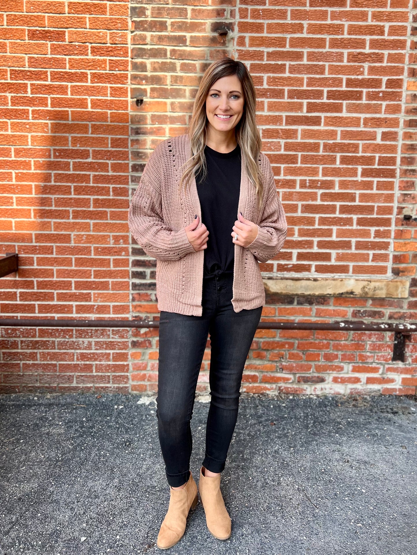 The Ehvya Cardigan