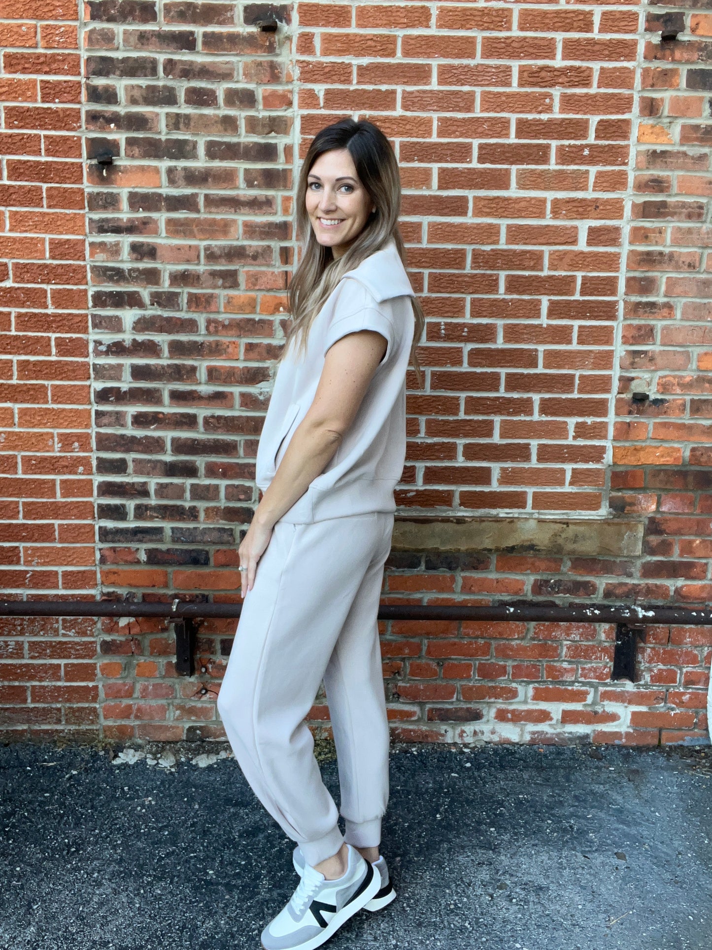 The Traveler Lounge Jogger Set