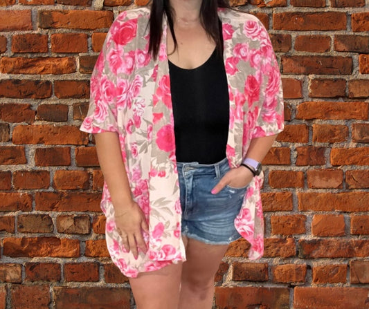 The Jaylenn Curvy Floral Kimono