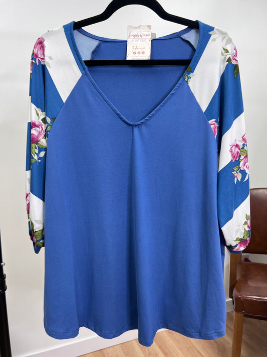 The Rylynn Curvy Quarter Length Sleeve Top