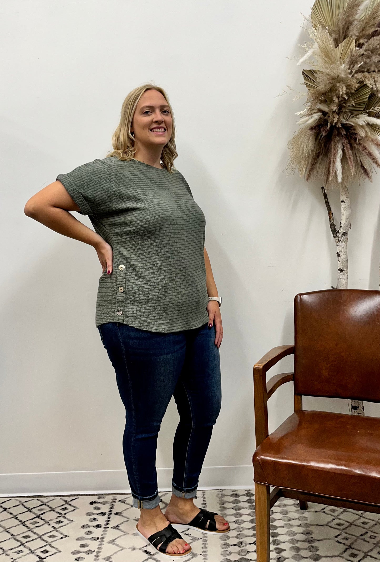 The Rhonda Curvy Tee
