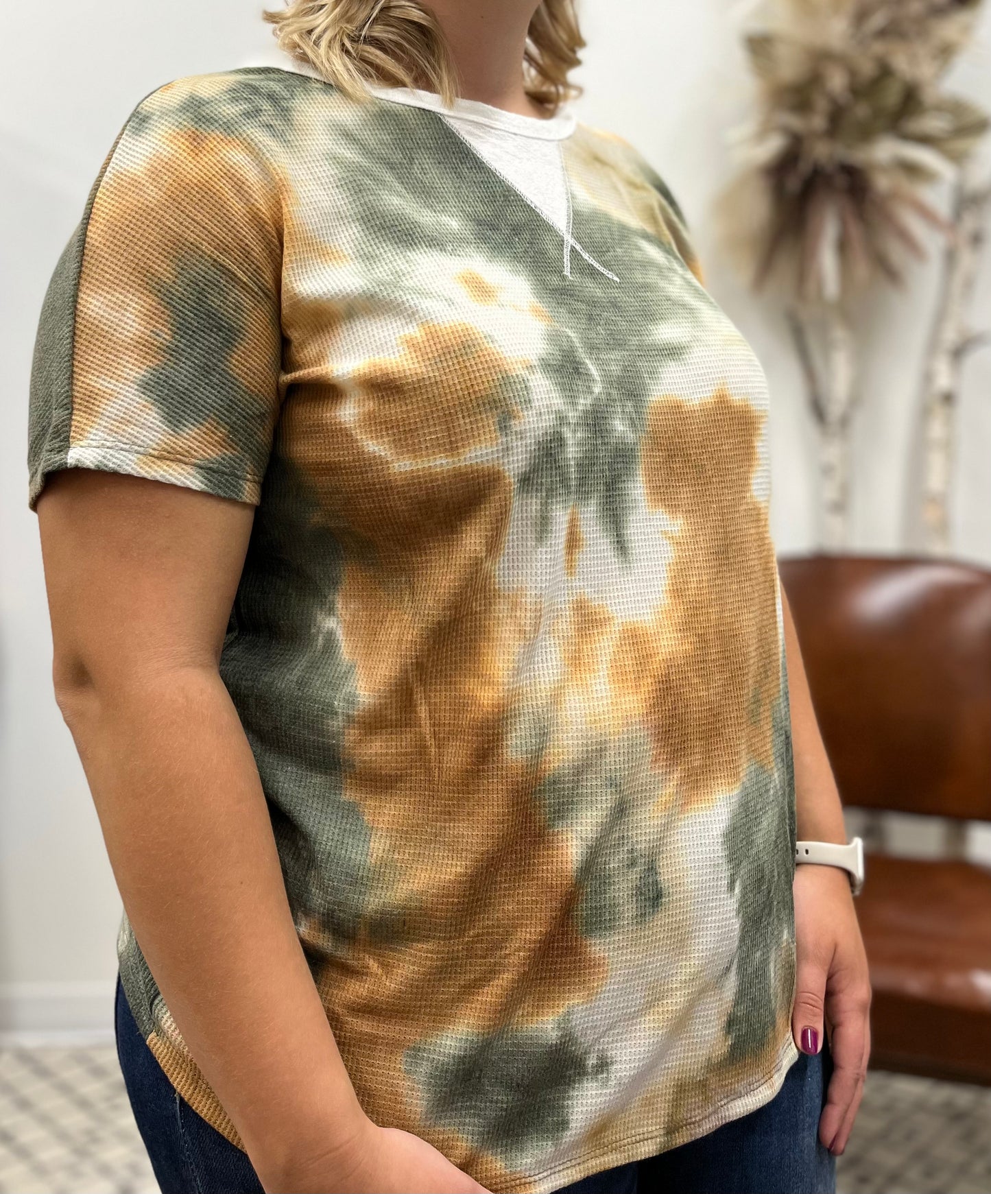 The Oakley Curvy Tee