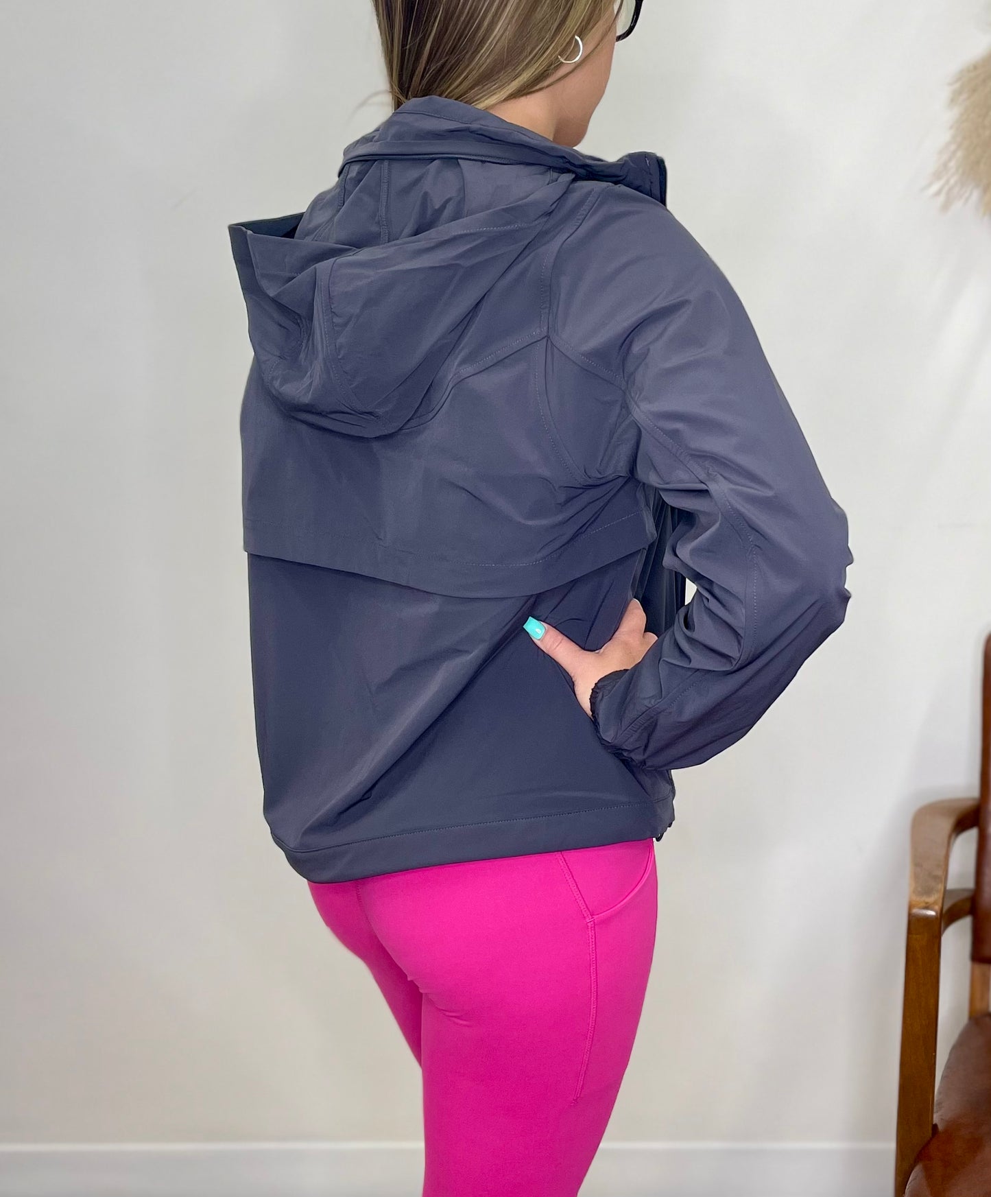 The Women’s Rae Mode Crinkle Crop Jacket