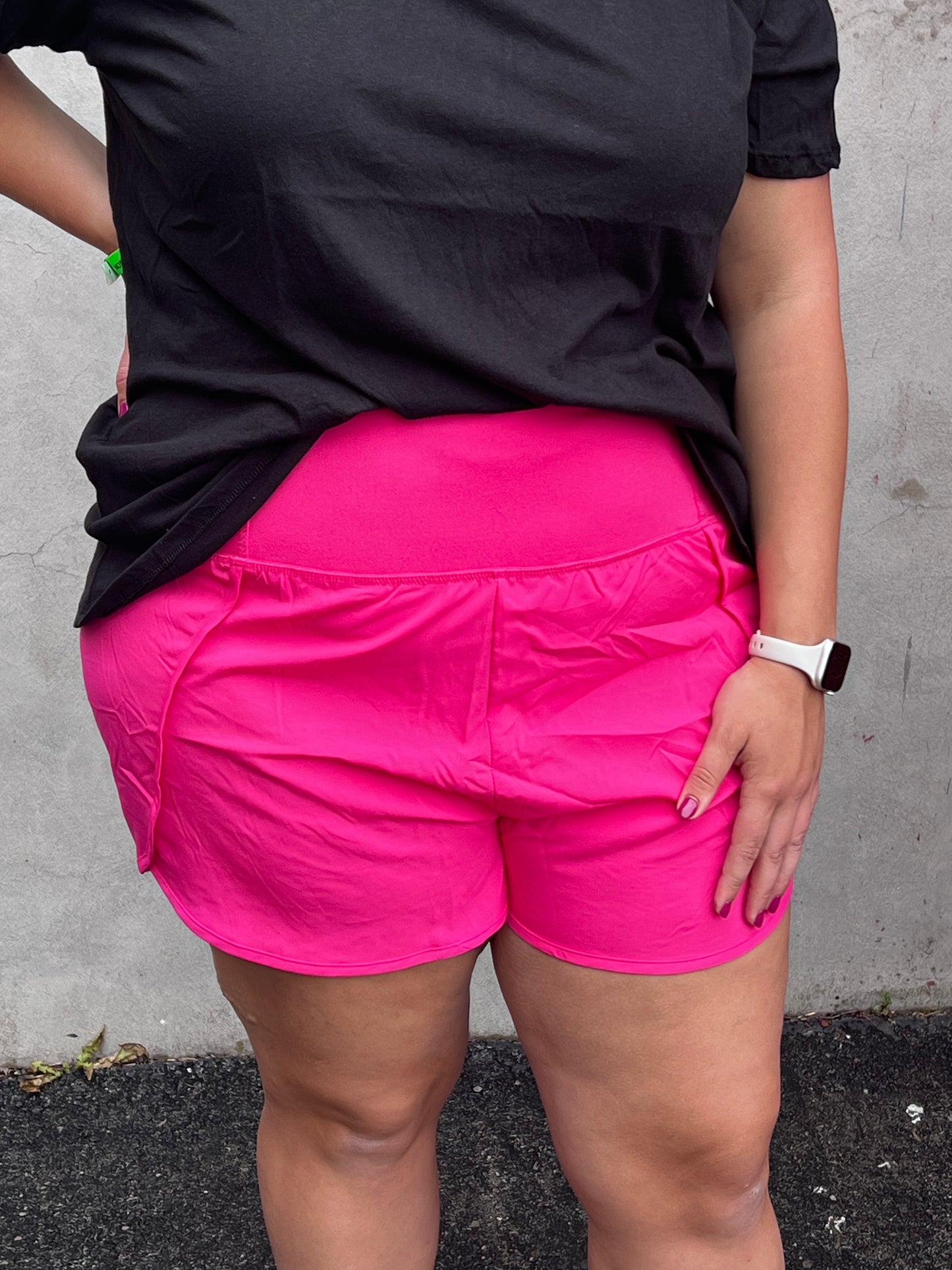 The Alani Curvy Basic Tee