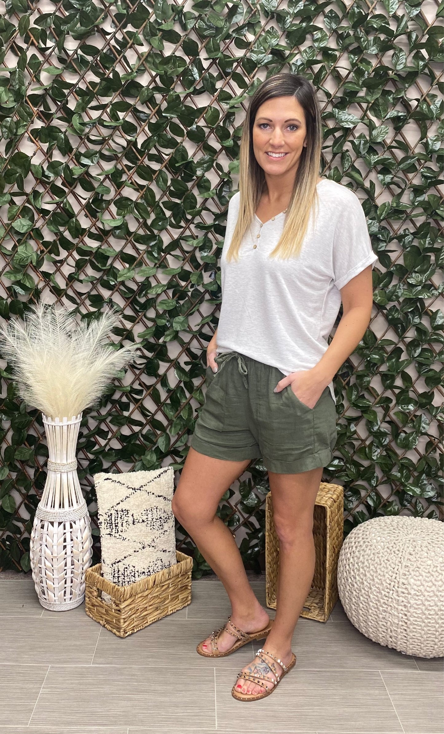The Klara Linen Drawstring Shorts