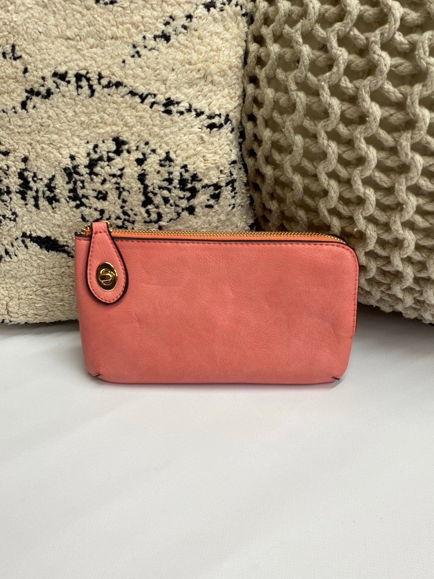 The Kendall Crossbody/Wristlet