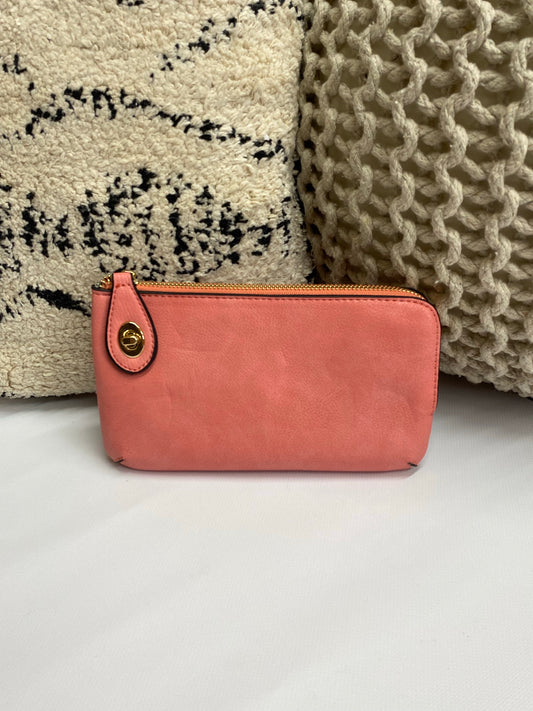 The Kendall Crossbody/Wristlet