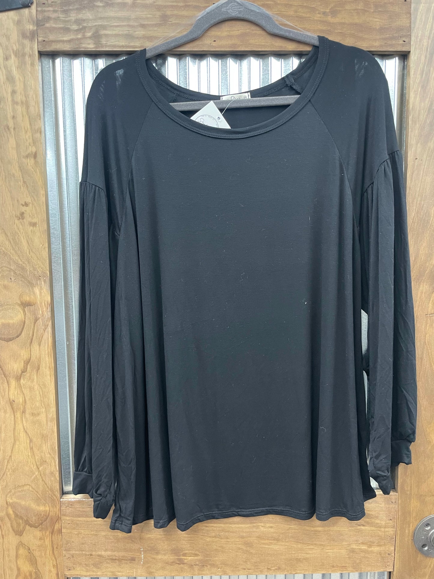 The Liberty Curvy Black Puff Sleeve