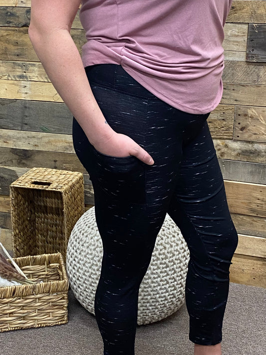 The Pocket Curvy Leggings