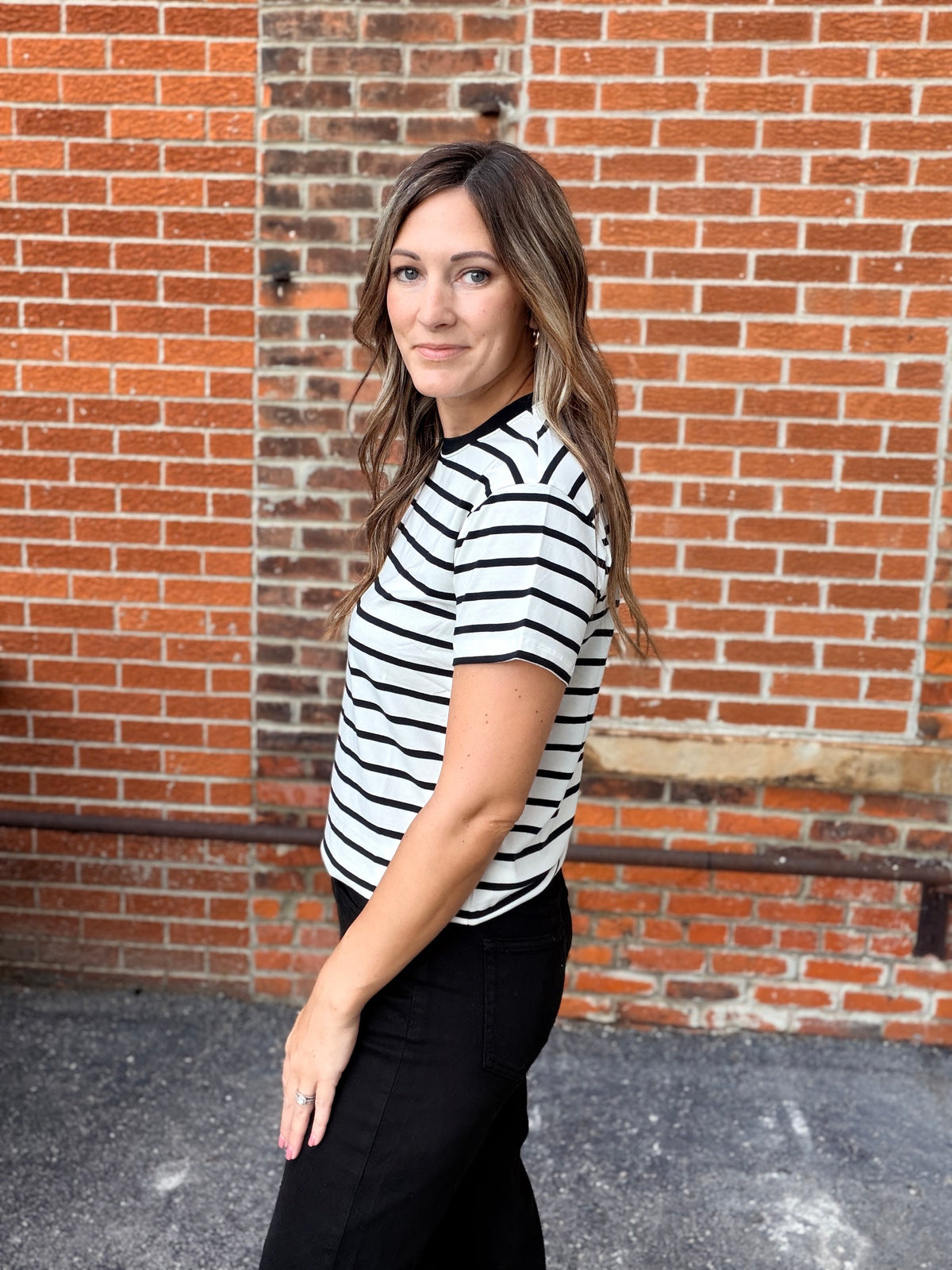 The Kaden Effortless Basic Tee