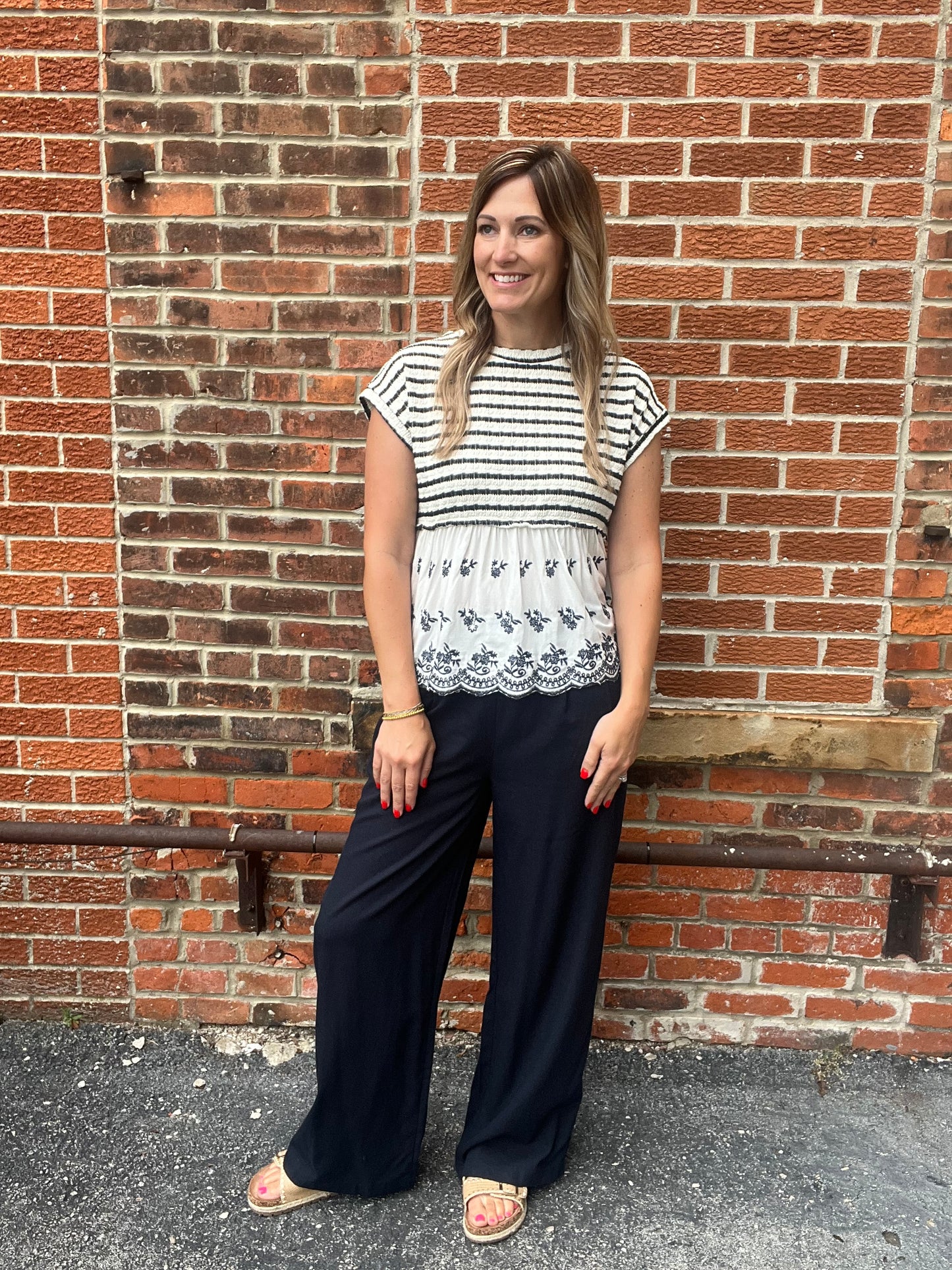 The Haliey Pleated Linen Navy Pants