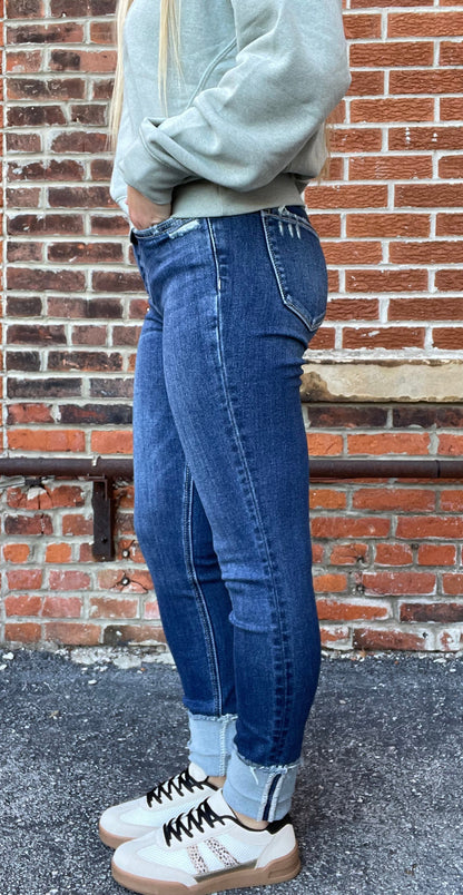 The Reflex Mid Rise Dark Skinny’s