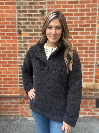The Sila Sherpa 1/4 Snap Pullover