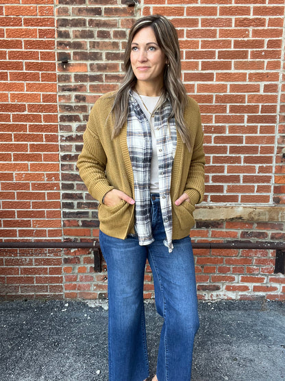 The Liora Mustard Chunky Knit Cardigan