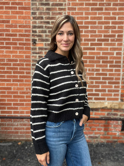 The Duny Stripped Button Down Cropped Top