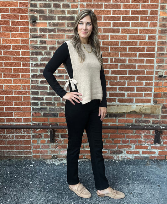 The Arwen Black High Ride Straight Jean