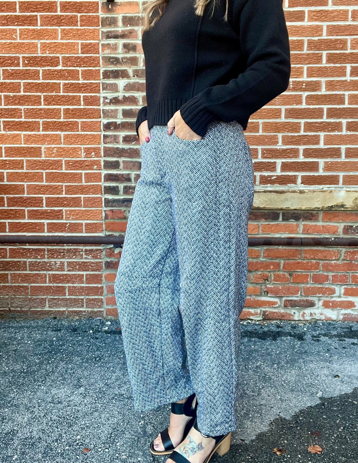 The Kellen Houndstooth Pants