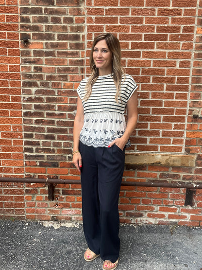 The Haliey Pleated Linen Navy Pants