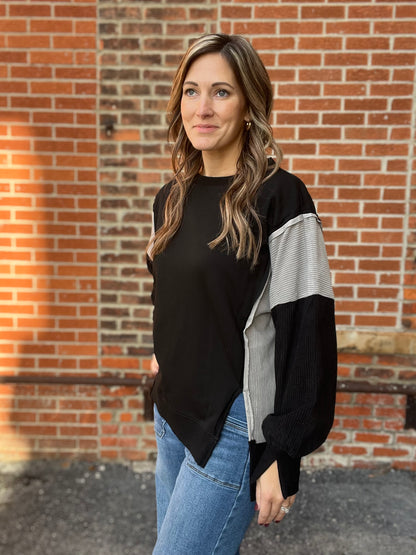 The Suey Black Oversized Pullover