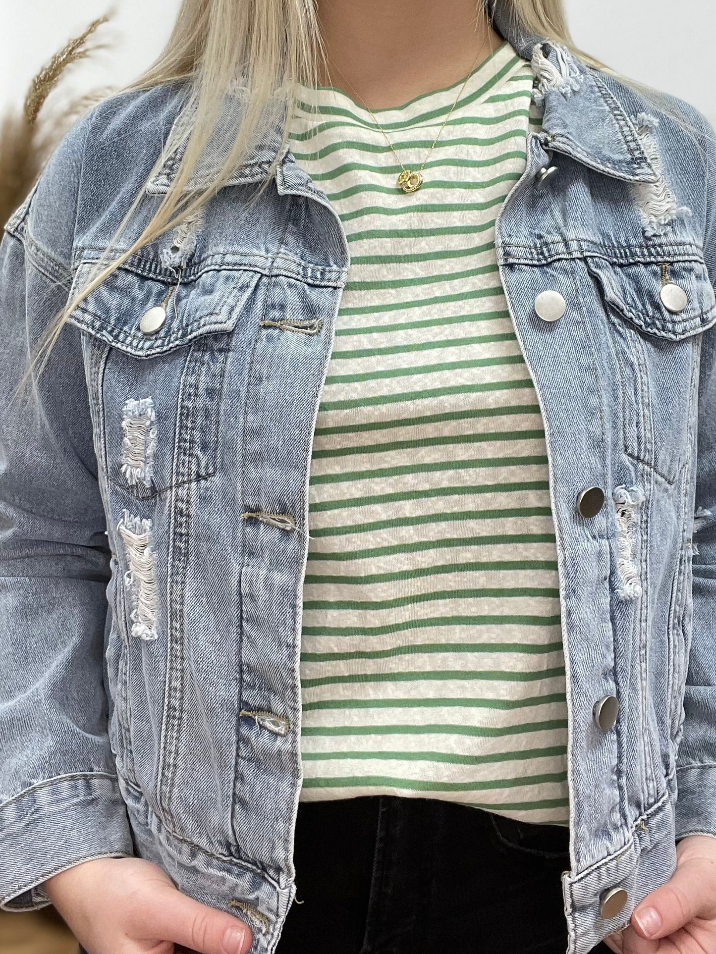 The Maelyee Basic Striped Cotton Tee