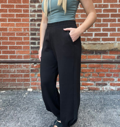 The Harlem Pull on Scuba Black Joggers
