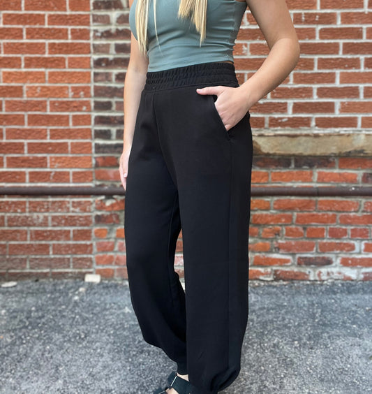The Harlem Pull on Scuba Black Joggers