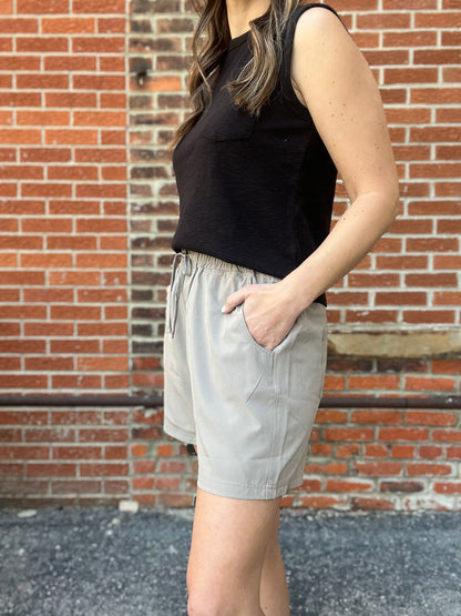 The Elowen Black And Khaki Elastic Waist Shorts