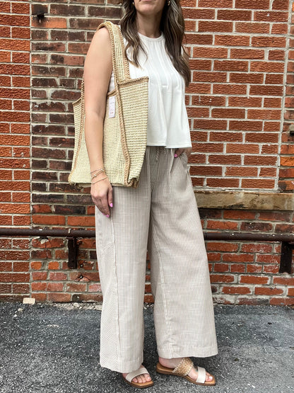 The Larsen Linen Cropped Pants