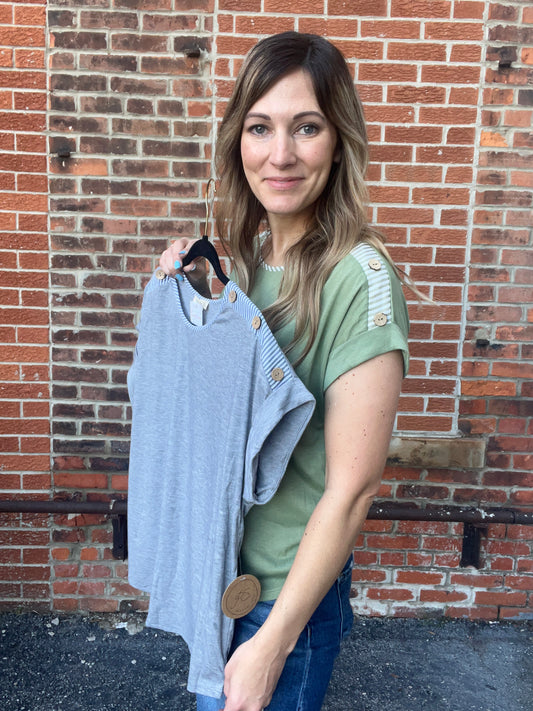 The Marlyn Basic Twist Top