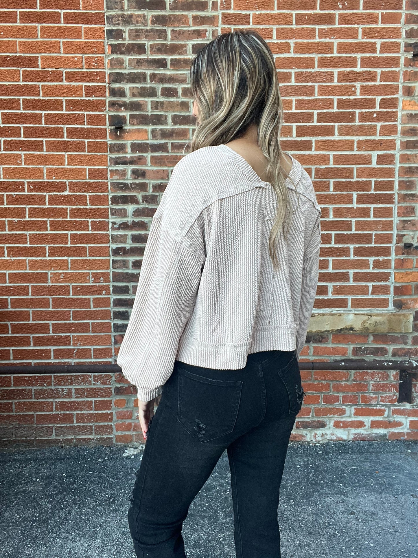 The Caroline Ribbed Cropped Long Sleeve Top