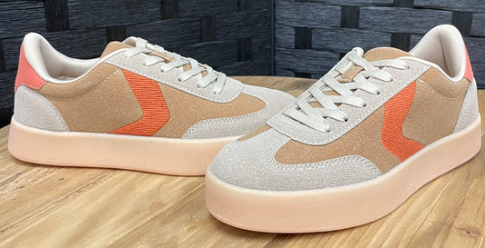 The Amberlynn Casual Sneakers