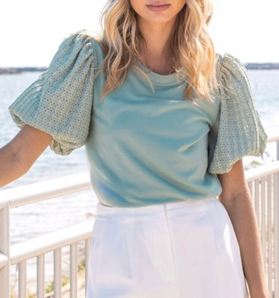 The Kylan Textured Puff Sleeve Top