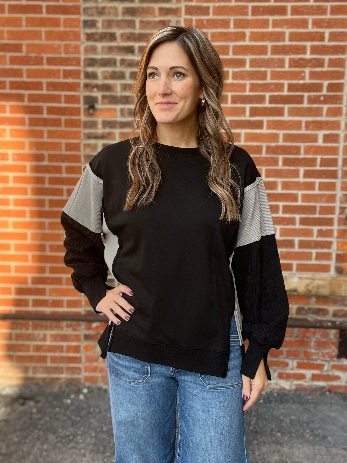 The Suey Black Oversized Pullover