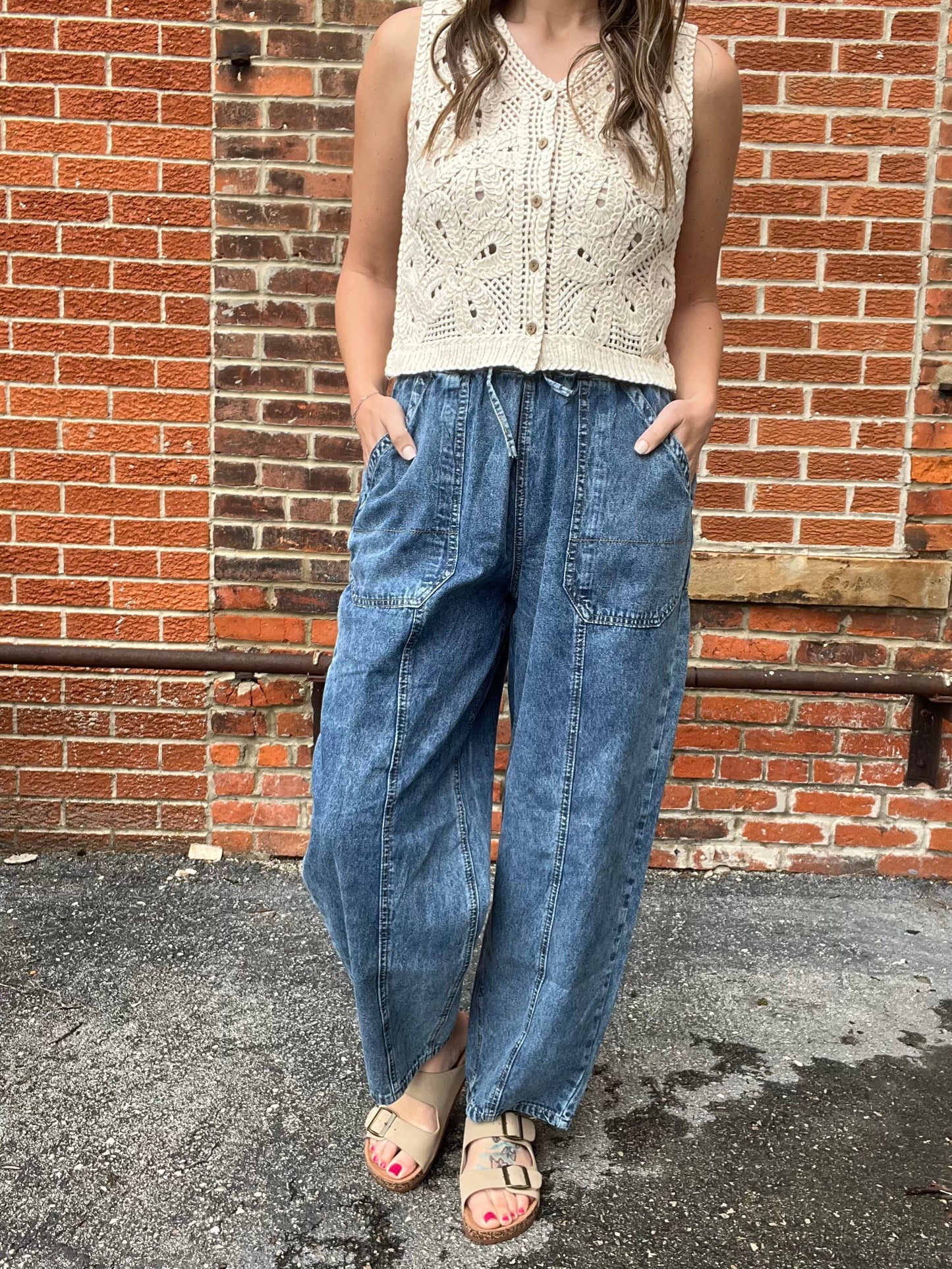 The Rowyl Chambray Barrel Jeans